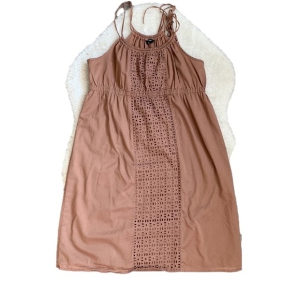 J. Crew Tan Summer Spaghetti Strap Eyelet Dress Size Medium - Picture 17 of 17